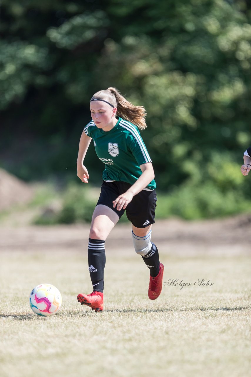 Bild 164 - wBJ TuRa Meldorf/Buesum - JFV Luebeck : Ergebnis: 1:0